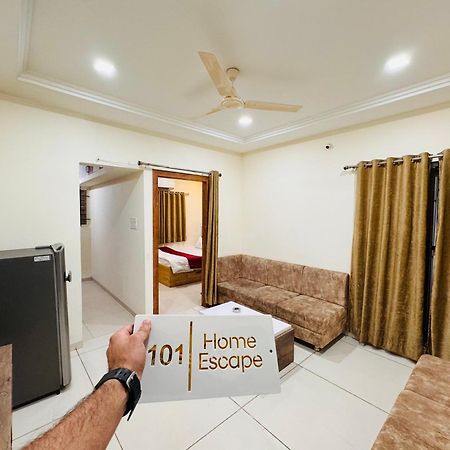 Home Escape 1Bhk Apartment Near Bombay Hospital Indore Bagian luar foto